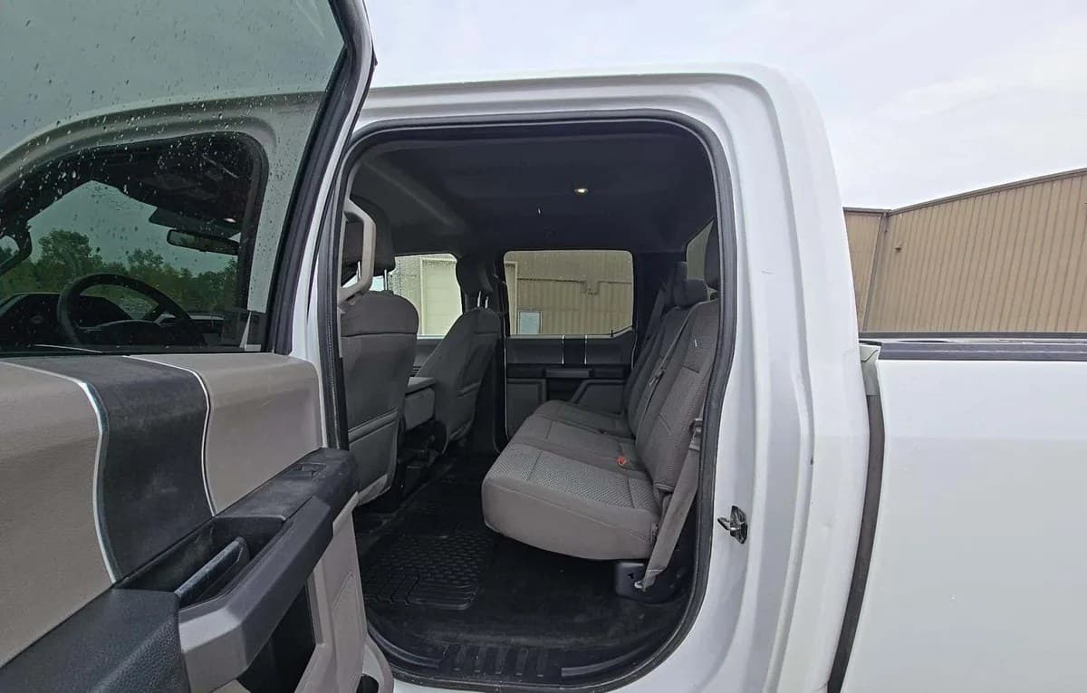 2018 FORD F-150 XLT CREW CAB MEDIUM BED 7