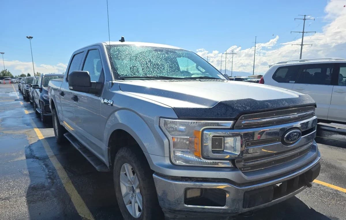 2020 FORD F-150 XLT CREW CAB MEDIUM BED 4