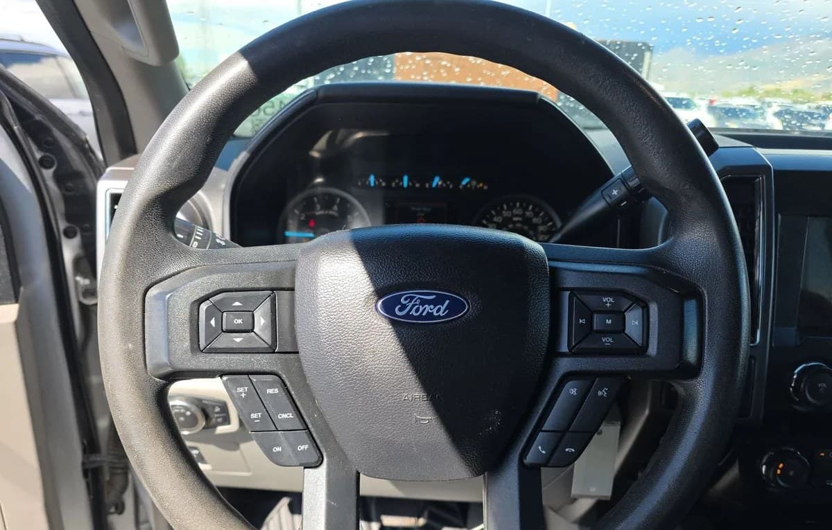 2020 FORD F-150 XLT CREW CAB MEDIUM BED 7