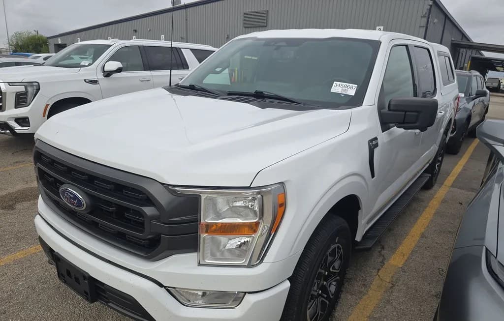 2022 FORD F-150 XLT CREW CAB SHORT BED