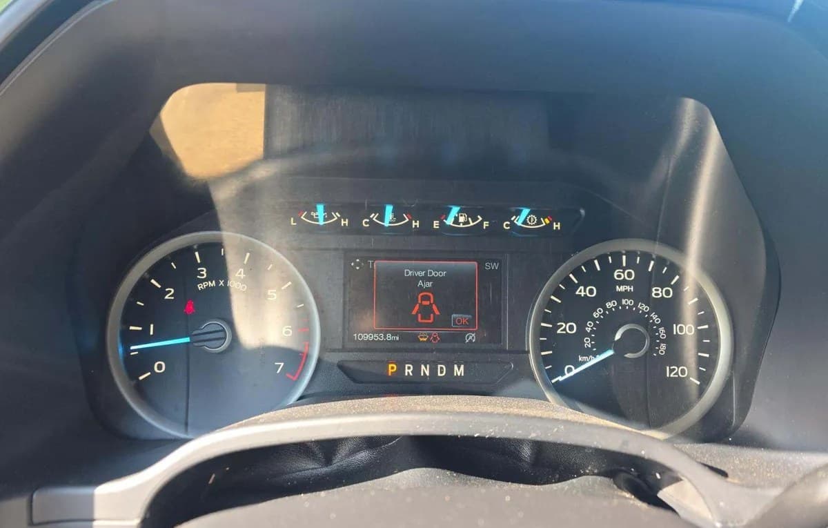 2019 FORD F-150 XLT CREW CAB MEDIUM BED 6