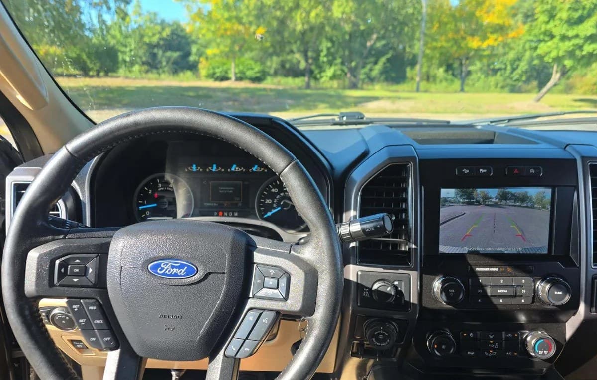 2019 FORD F-150 XLT CREW CAB MEDIUM BED 7