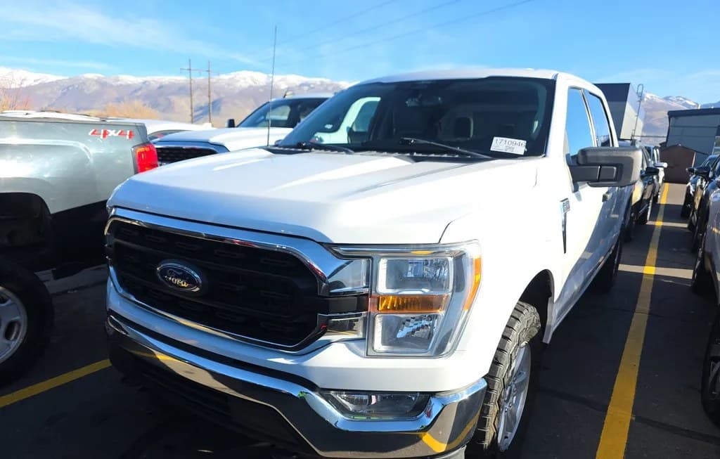 2022 FORD F-150 XLT CREW CAB SHORT BED