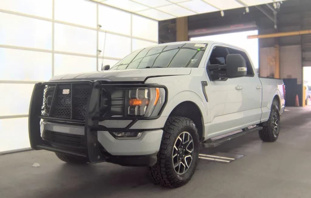 2022 FORD F-150 XLT CREW CAB MEDIUM BED