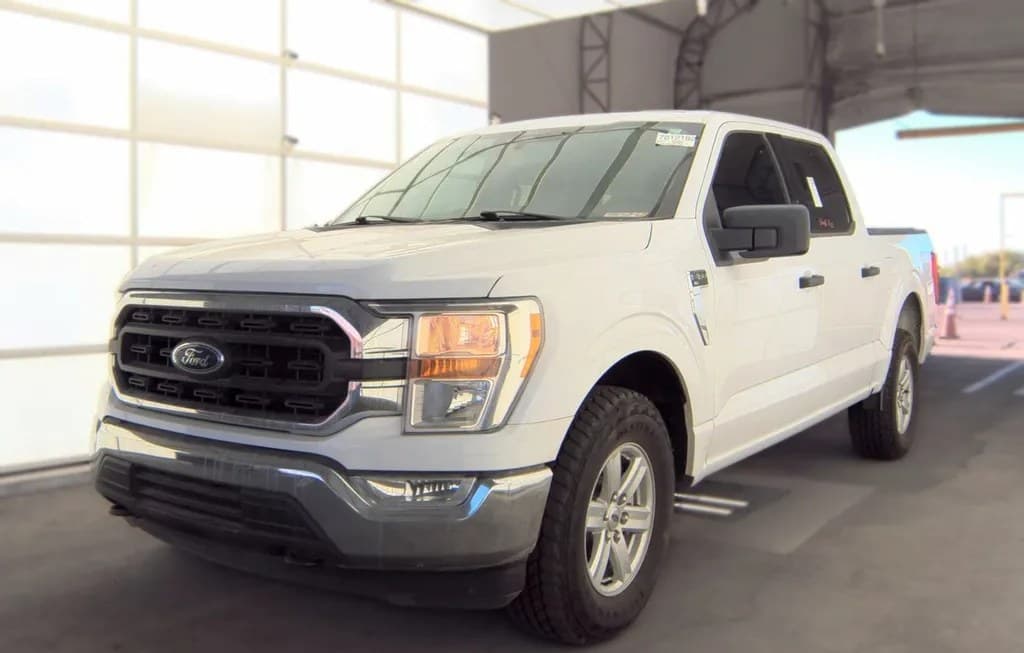 2022 FORD F-150 XLT CREW CAB SHORT BED