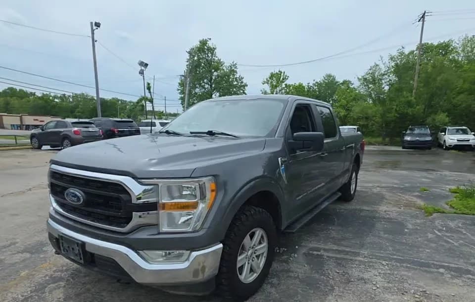 2022 FORD F-150 XLT CREW CAB MEDIUM BED