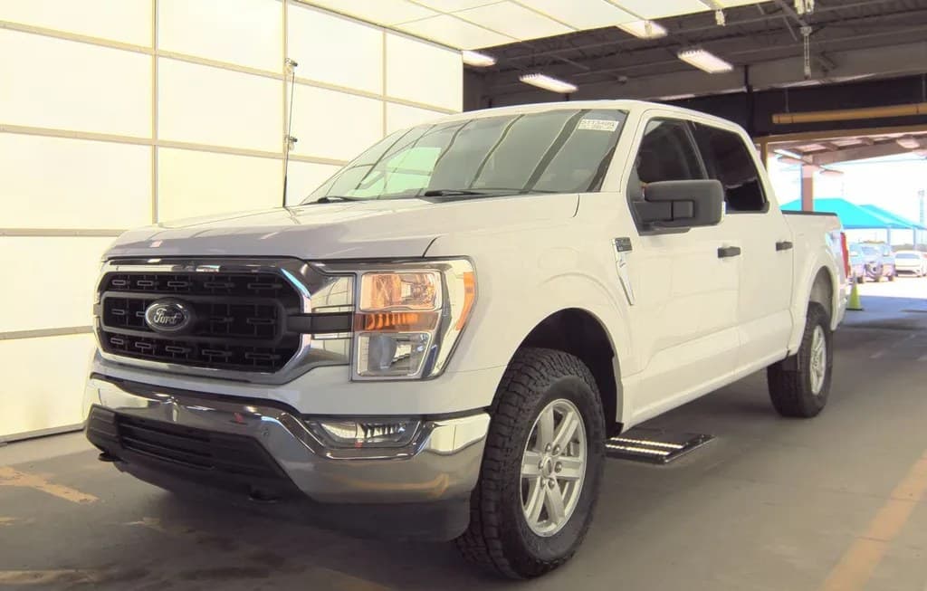 2021 FORD F-150 XLT CREW CAB SHORT BED