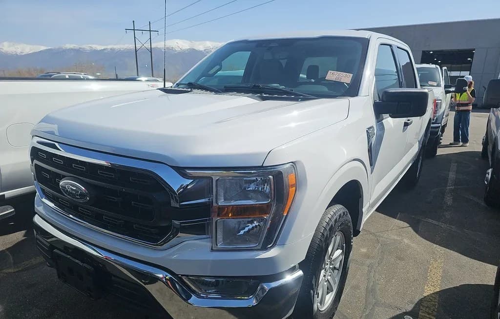 2022 FORD F-150 XLT CREW CAB EXTRA SHORT BED