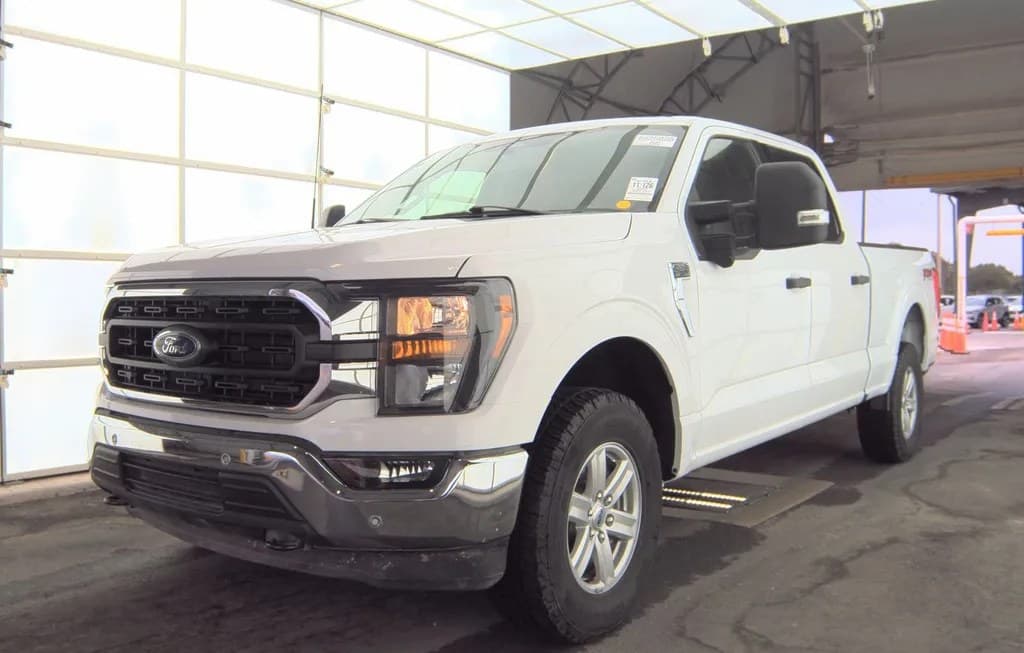 2023 FORD F-150 XLT CREW CAB MEDIUM BED