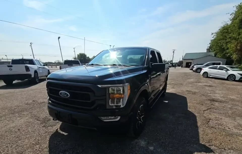 2022 FORD F-150 XLT CREW CAB SHORT BED