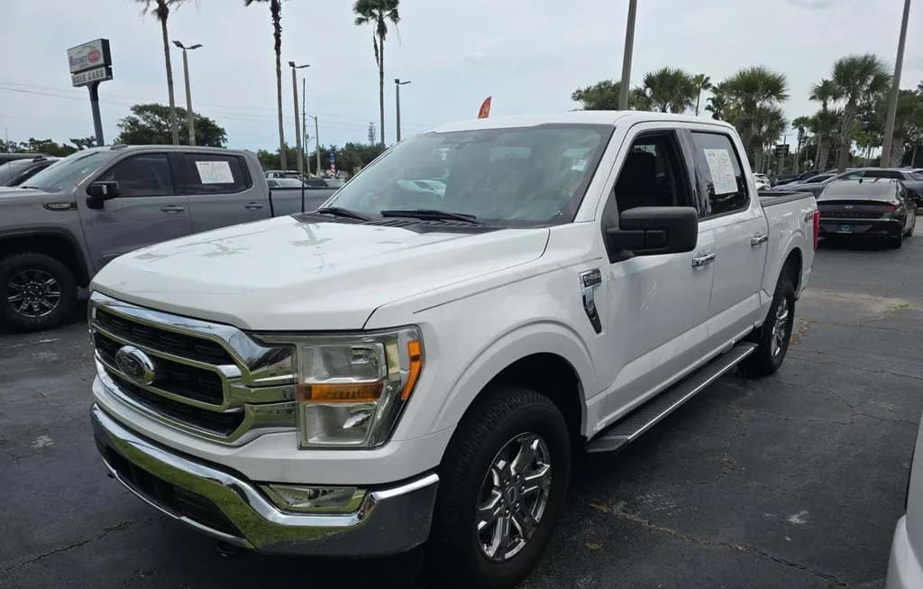 2022 FORD F-150 XLT CREW CAB SHORT BED