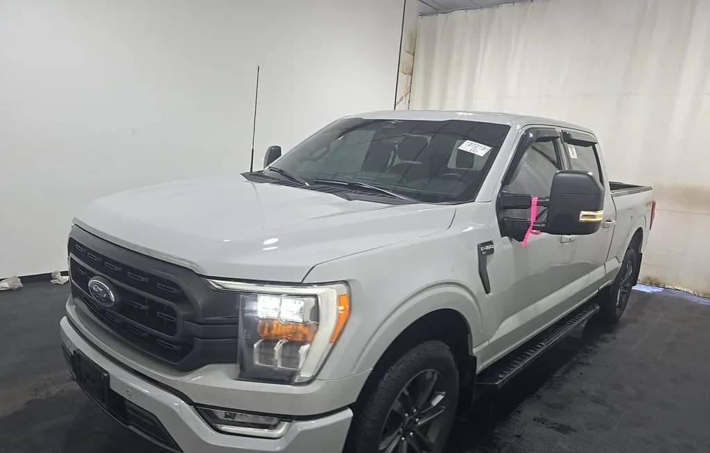 2023 FORD F-150 XLT CREW CAB MEDIUM BED