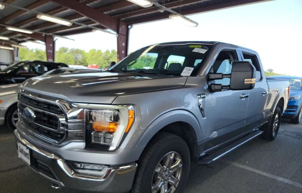 2021 FORD F-150 XLT CREW CAB MEDIUM BED