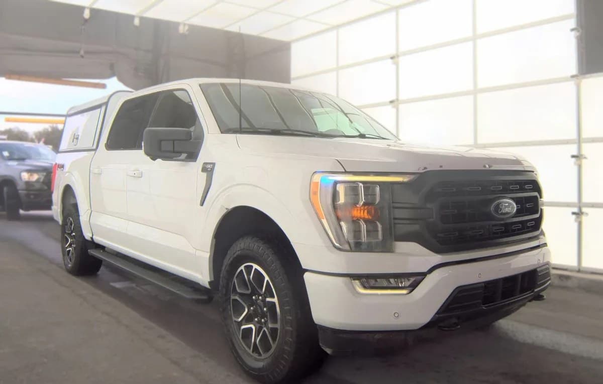 2021 FORD F-150 XLT CREW CAB SHORT BED 4