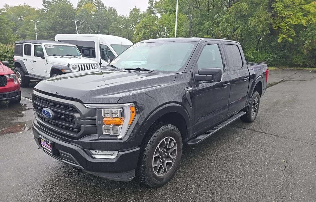 2023 FORD F-150 XLT CREW CAB SHORT BED