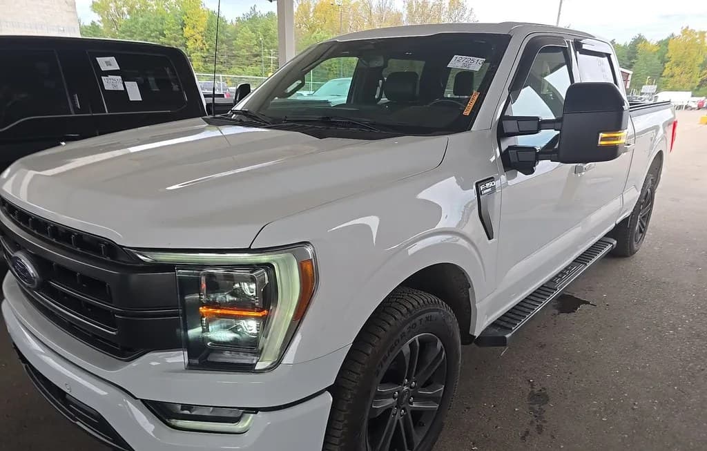 2023 FORD F-150 LARIAT CREW CAB MEDIUM BED