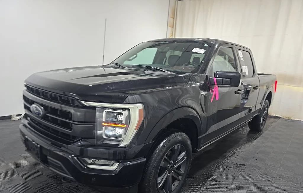 2023 FORD F-150 LARIAT CREW CAB MEDIUM BED