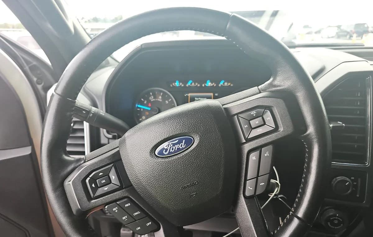 2017 FORD F-150 XLT CREW CAB MEDIUM BED 7