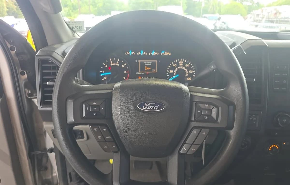 2017 FORD F-150 XL CREW CAB MEDIUM BED 7