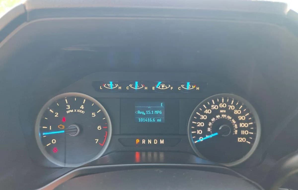 2017 FORD F-150 XLT CREW CAB MEDIUM BED 6