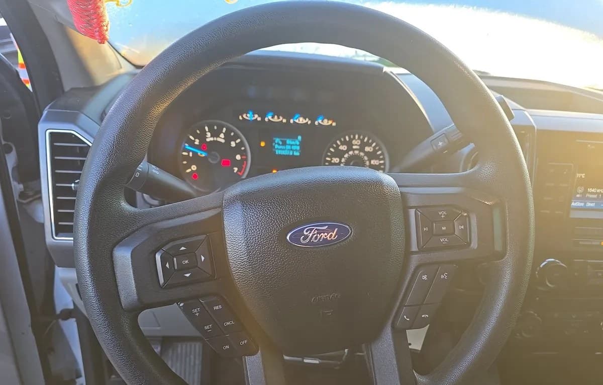 2017 FORD F-150 XLT CREW CAB MEDIUM BED 7