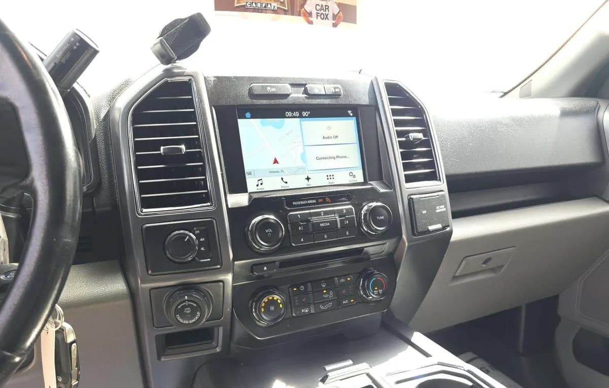 2017 FORD F-150 XLT CREW CAB MEDIUM BED 7
