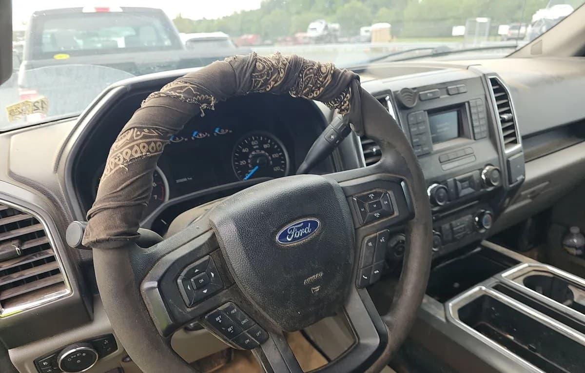 2017 FORD F-150 XLT CREW CAB MEDIUM BED 7