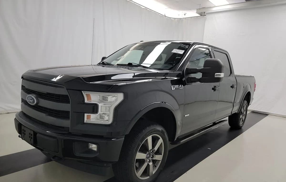 2017 FORD F-150 LARIAT CREW CAB MEDIUM BED 2