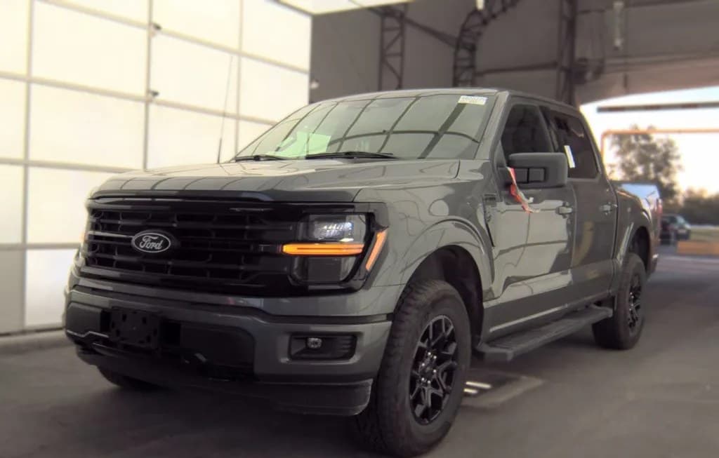 2025 FORD F-150 XLT CREW CAB SHORT BED