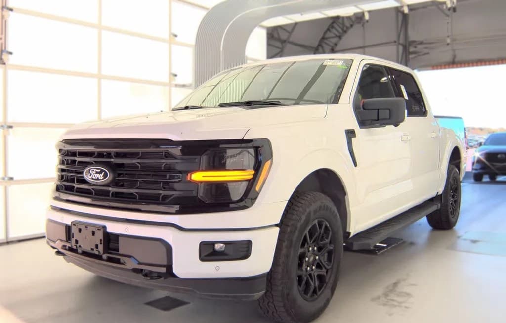 2024 FORD F-150 XLT CREW CAB SHORT BED