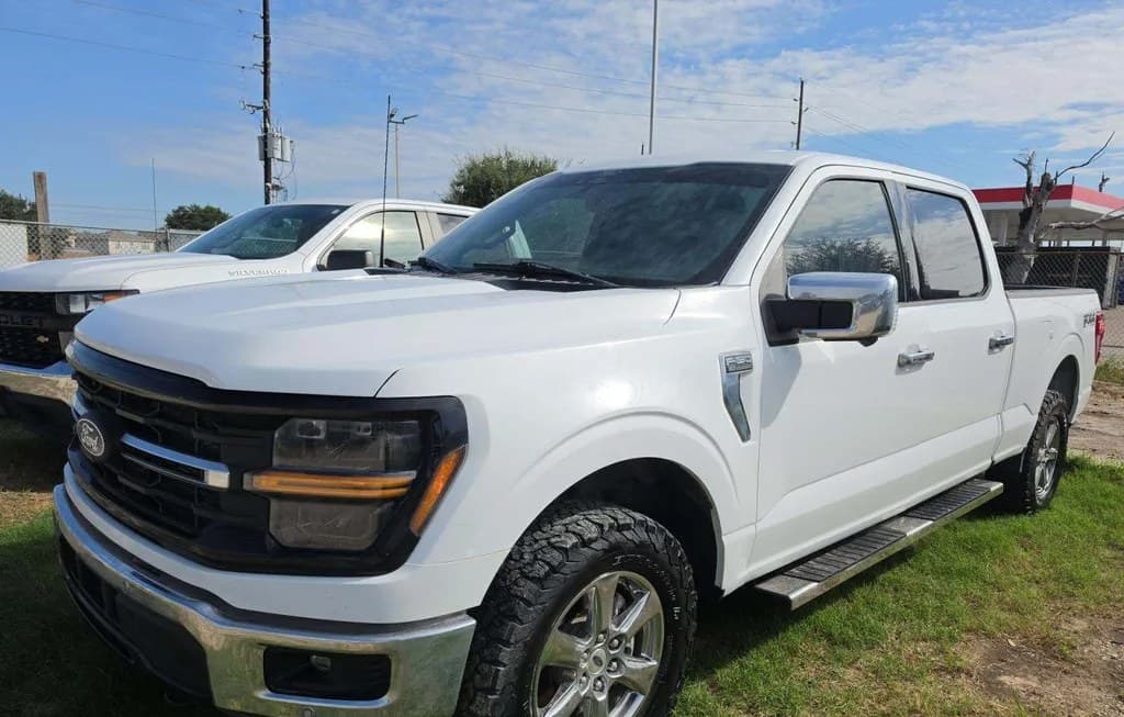 2024 FORD F-150 XLT CREW CAB MEDIUM BED