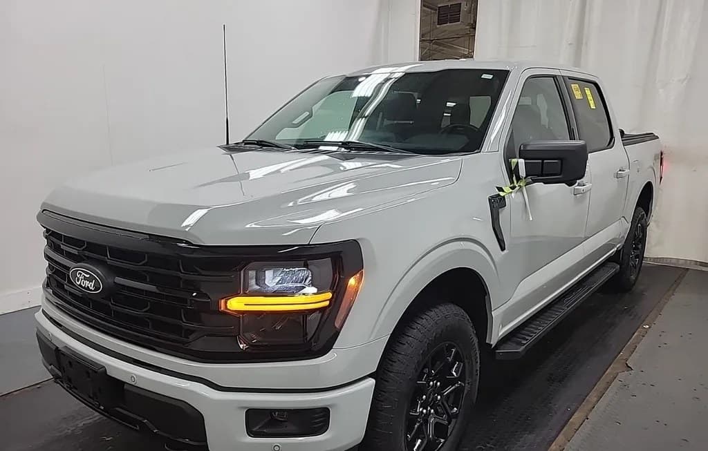 2024 FORD F-150 XLT CREW CAB SHORT BED