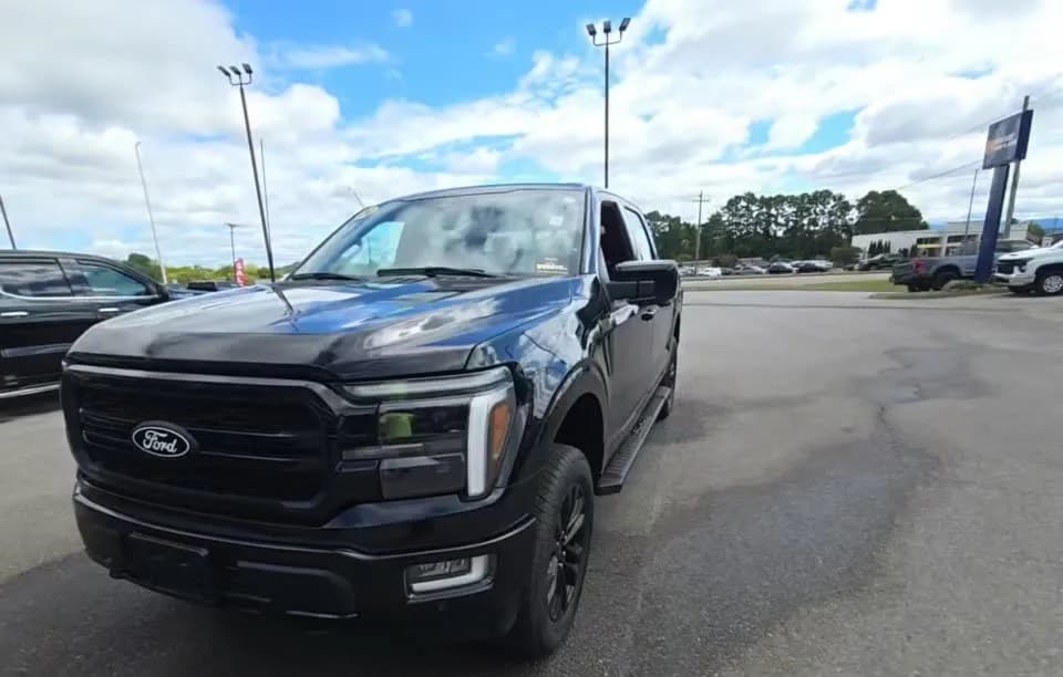 2024 FORD F-150 LARIAT CREW CAB SHORT BED