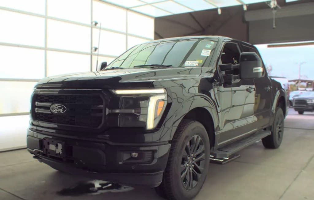 2025 FORD F-150 LARIAT CREW CAB SHORT BED