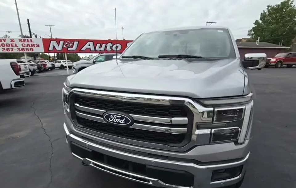 2025 FORD F-150 LARIAT CREW CAB SHORT BED
