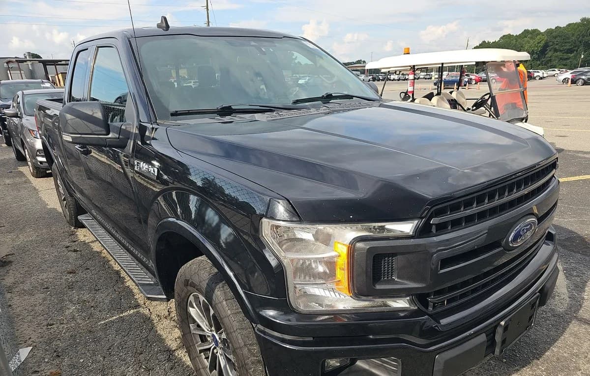 2019 FORD F-150 XLT EXTENDED CAB MEDIUM BED W/REAR DOORS 4