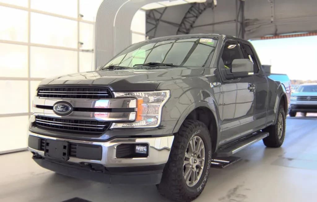 2019 FORD F-150 LARIAT EXTENDED CAB MEDIUM BED W/REAR DOORS 1