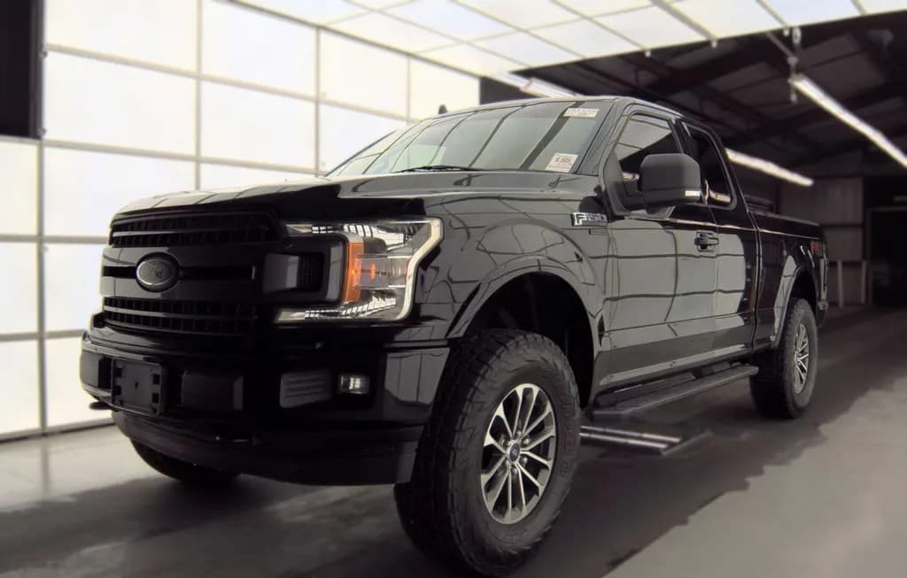 2019 FORD F-150 XLT EXTENDED CAB MEDIUM BED W/REAR DOORS