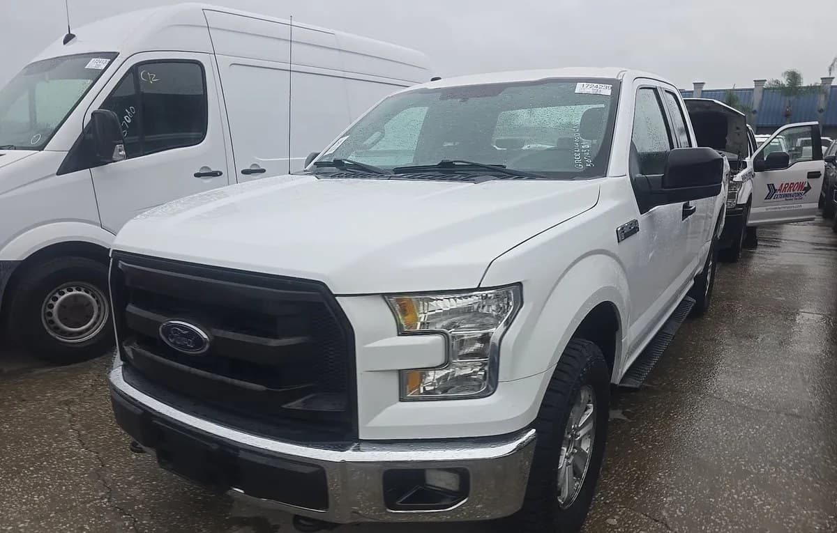 2017 FORD F-150 XL EXTENDED CAB MEDIUM BED W/REAR DOORS 2