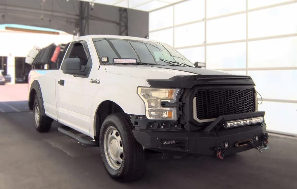 2017 FORD F-150 XL REGULAR CAB LONG BED 4