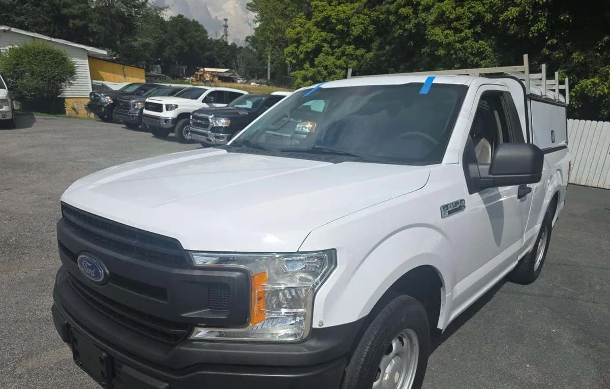 2018 FORD F-150 XL REGULAR CAB MEDIUM BED 2