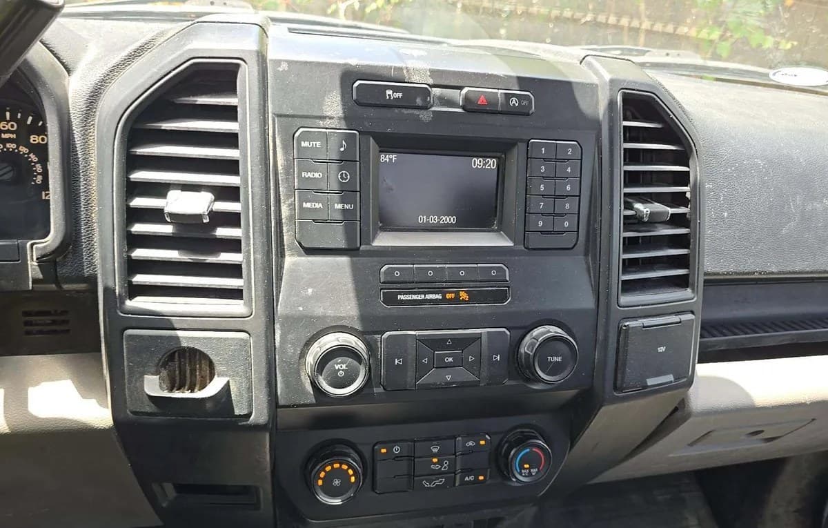 2020 FORD F-150 XL REGULAR CAB MEDIUM BED 7