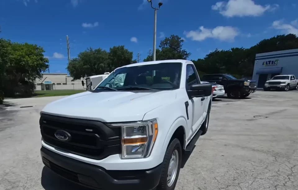 2022 FORD F-150 XL REGULAR CAB MEDIUM BED 1