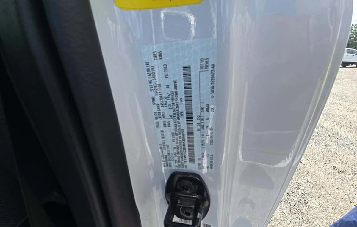 2021 FORD F-150 XL REGULAR CAB LONG BED 3
