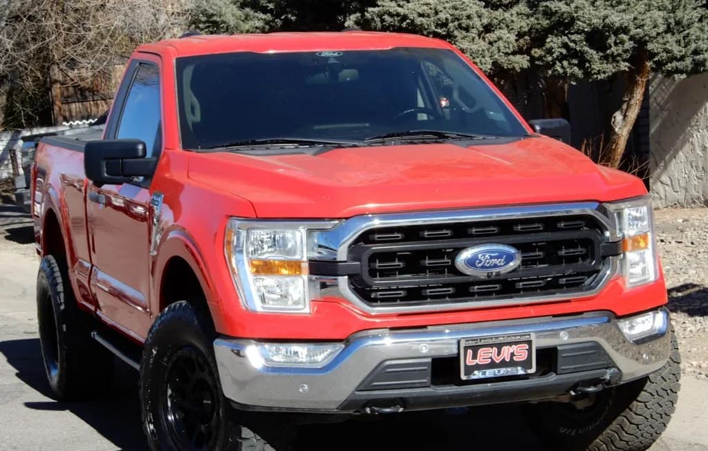 2022 FORD F-150 XLT REGULAR CAB MEDIUM BED