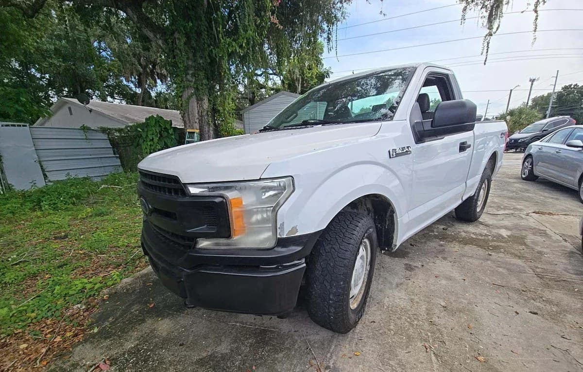 2019 FORD F-150 XL REGULAR CAB MEDIUM BED 2