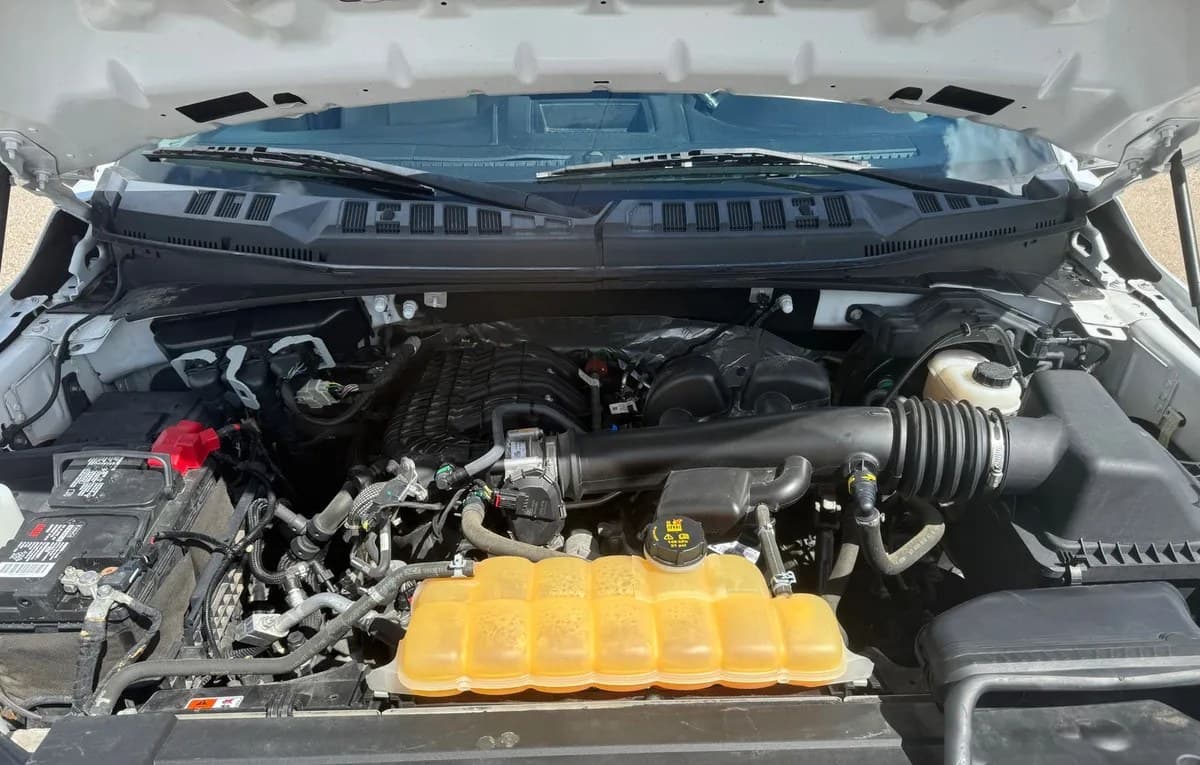 2018 FORD F-150 XL REGULAR CAB MEDIUM BED 6
