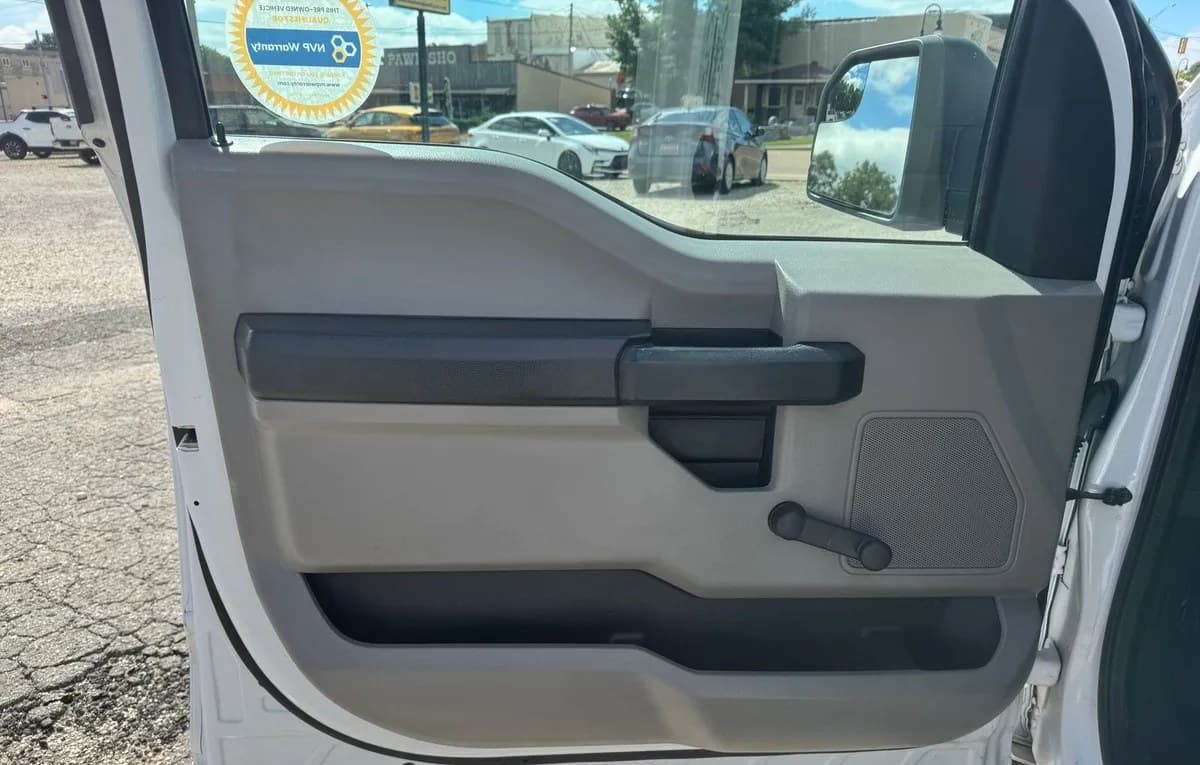 2018 FORD F-150 XL REGULAR CAB MEDIUM BED 7