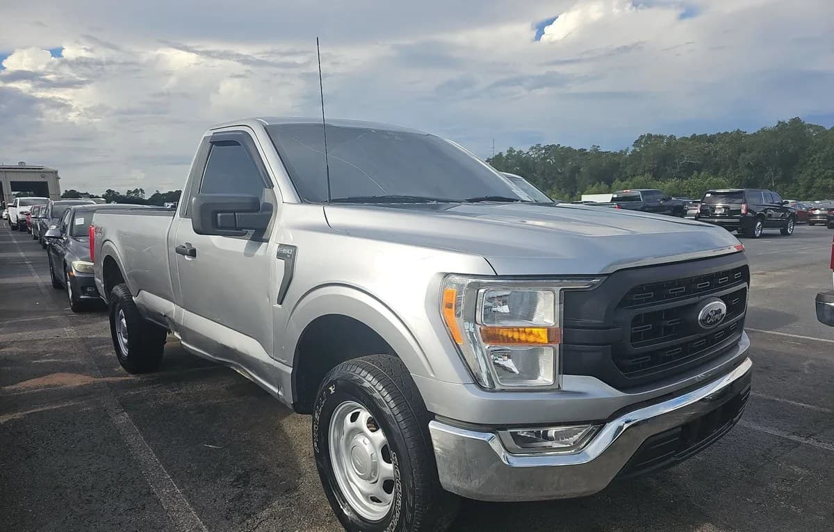 2022 FORD F-150 XL REGULAR CAB LONG BED 4
