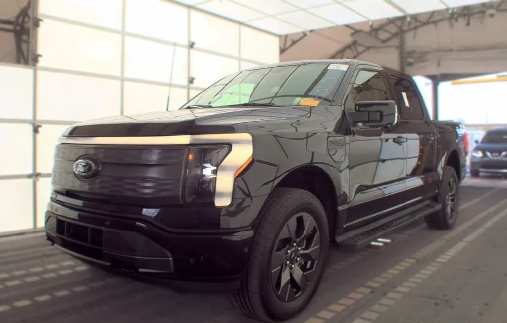 2023 FORD F-150 LIGHTNING LARIAT CREW CAB SHORT BED